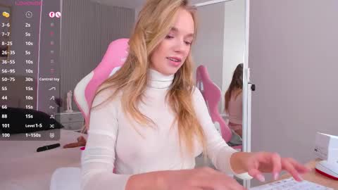 Chloe online show from 11.29.25