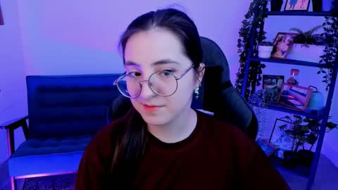 Snapshot of virtualvoyant chatting on 10.07.25 your love online show from 10.07.25