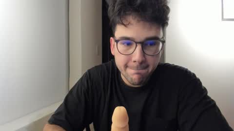 Vito Ferrer online show from 10.14.25