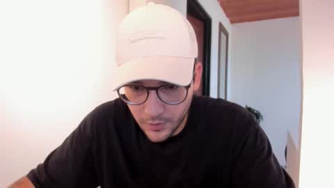 Vito Ferrer online show from 11.23.25