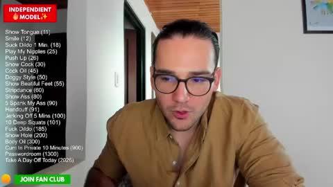 Snapshot of vito_ferrero chatting on 04.30.26 Vito Ferrer online show from 04.30.26