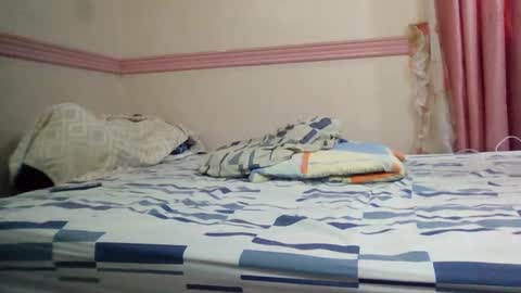 Snapshot of vitto_hammer5758 chatting on 10.10.25 vitto_hammer5758 online show from 10.10.25