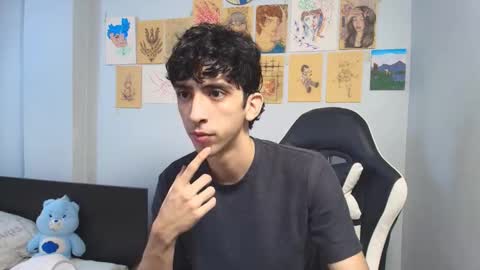 Snapshot of vittorio_cerati chatting on 02.22.26 new acount online show from 02.22.26