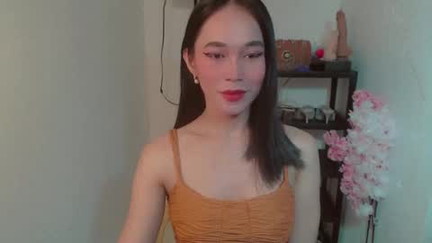 Snapshot of vivahotbabessandra chatting on 06.07.26 SANDRA GOING YOU online show from 06.07.26