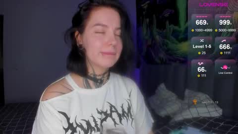 Vivi   online show from 09.10.25