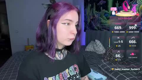 Vivi   online show from 11.13.25