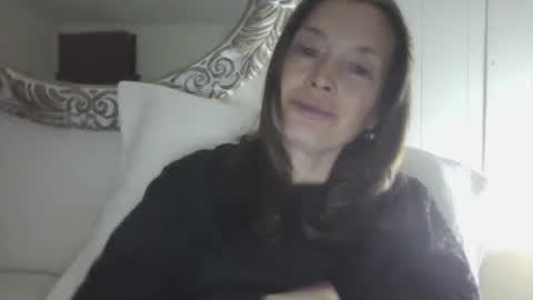 vivian online show from 09.21.25