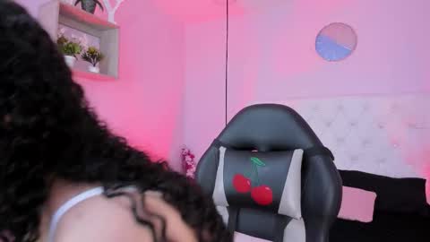 Vivi online show from 10.23.25