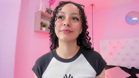 Vivi online show from 10.26.25