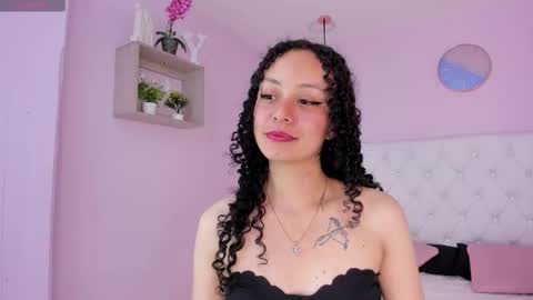 Vivi online show from 11.19.25