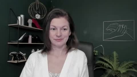 Vivian online show from 02.03.26