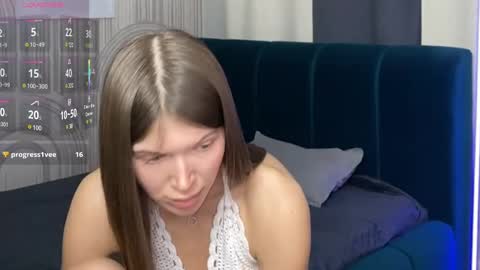 Vivian Evans online show from 03.07.25