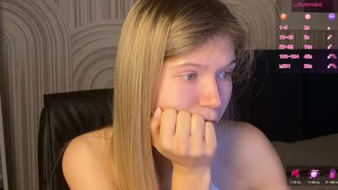 Vivian Evans online show from 10.24.25