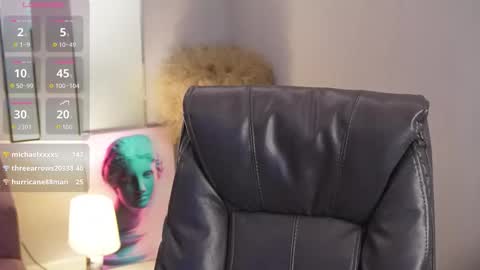 Vivian Evans online show from 03.11.26