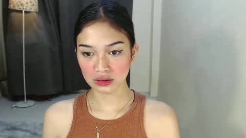 Snapshot of vivian_roberts chatting on 12.21.24 Vivian online show from 12.21.24