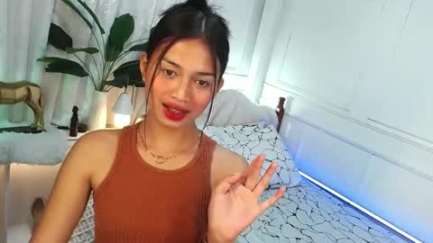 Snapshot of vivian_roberts chatting on 03.09.25 Vivian online show from 03.09.25