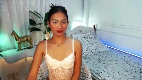 Snapshot of vivian_roberts chatting on 03.11.25 Vivian online show from 03.11.25