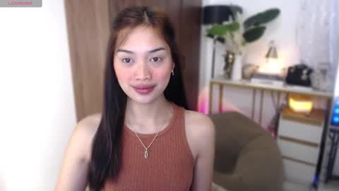 Snapshot of vivian_roberts chatting on 10.29.25 Vivian online show from 10.29.25