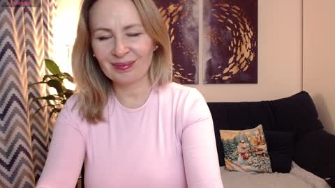 Vivian online show from 12.03.24