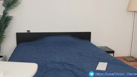 Vivian Vance online show from 04.23.26