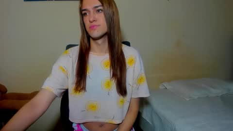 instagram Viviana73215 online show from 12.04.25