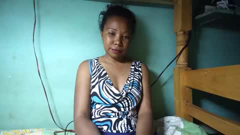 Snapshot of viviane0812 chatting on 02.18.25 viviane0812 online show from 02.18.25