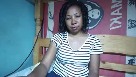 Snapshot of viviane0812 chatting on 03.04.25 viviane0812 online show from 03.04.25