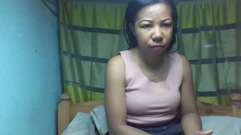 Snapshot of viviane0812 chatting on 09.20.25 viviane0812 online show from 09.20.25
