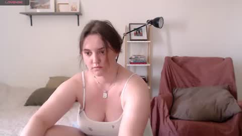 Snapshot of vivianmarble chatting on 07.18.26 Lela online show from 07.18.26