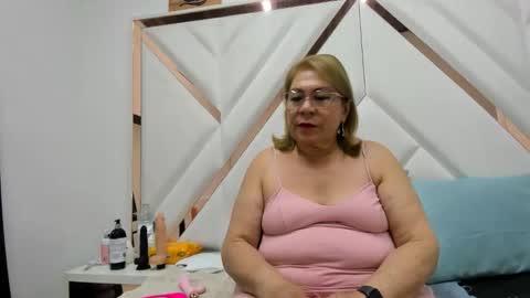 Snapshot of viviannajhonson chatting on 02.16.26 ViviannaJhonson online show from 02.16.26