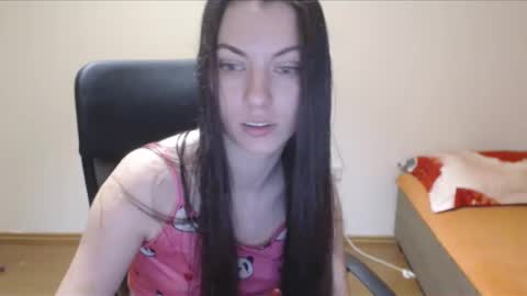 Vivian Gray online show from 12.07.24