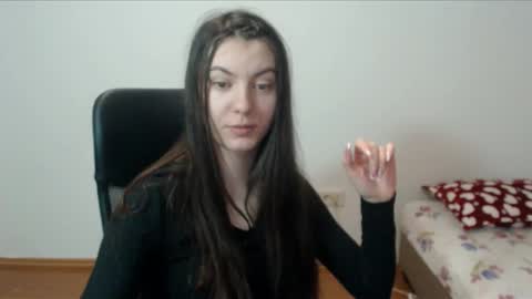 Vivian Gray online show from 01.14.25