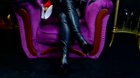 Vivian Reeve online show from 03.06.25