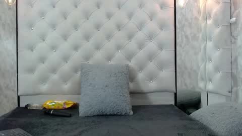 VivianRose online show from 02.17.26