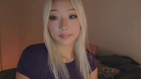 Snapshot of vivianwinters chatting on 11.03.25 vivianwinters online show from 11.03.25