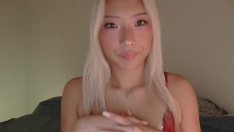 Snapshot of vivianwinters chatting on 11.04.25 vivianwinters online show from 11.04.25