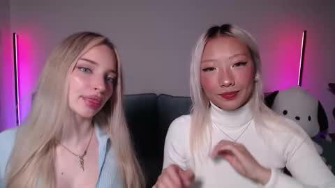 Snapshot of vivianwinters chatting on 12.02.25 vivianwinters online show from 12.02.25