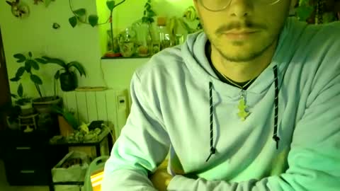 Viv online show from 03.04.25