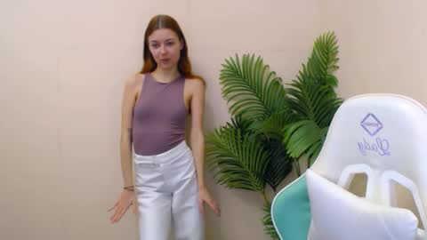 Vivien online show from 02.07.25