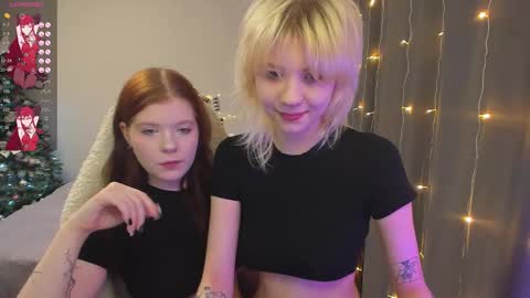 chatur babes online show from 12.17.25