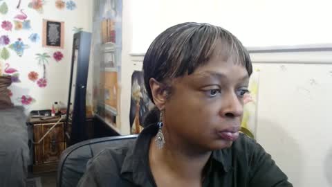 Snapshot of vixenfyre chatting on 01.02.25 Vixen Fyre online show from 01.02.25