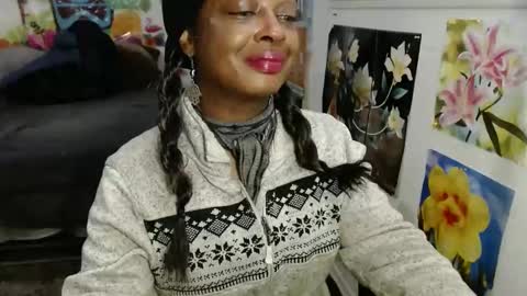 Snapshot of vixenfyre chatting on 01.19.25 Vixen Fyre online show from 01.19.25