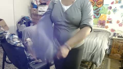 Snapshot of vixenfyre chatting on 02.23.25 Vixen Fyre online show from 02.23.25