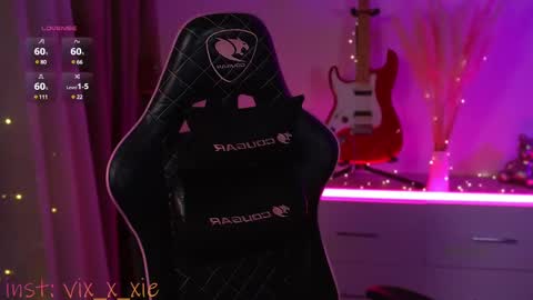 vixxxiee online show from 03.05.25