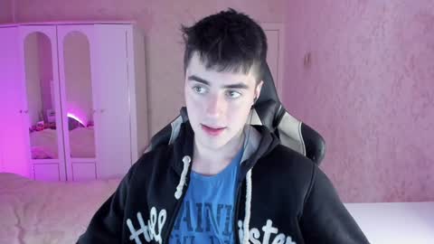 Snapshot of vlad1605 chatting on 12.02.24 Martin online show from 12.02.24