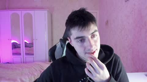 Snapshot of vlad1605 chatting on 12.20.24 Martin online show from 12.20.24