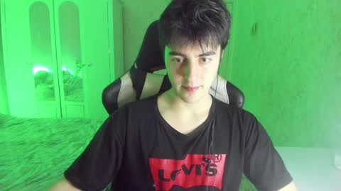 Snapshot of vlad1605 chatting on 02.16.25 Martin online show from 02.16.25