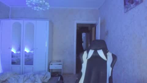 Snapshot of vlad1605 chatting on 03.12.25 Martin online show from 03.12.25