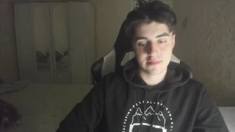 Snapshot of vlad1605 chatting on 10.01.25 Martin online show from 10.01.25