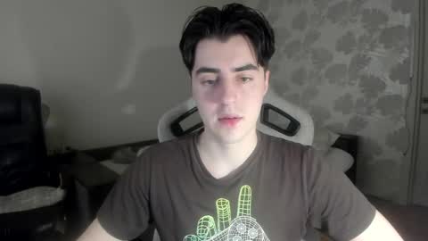 Snapshot of vlad1605 chatting on 05.13.26 Martin online show from 05.13.26